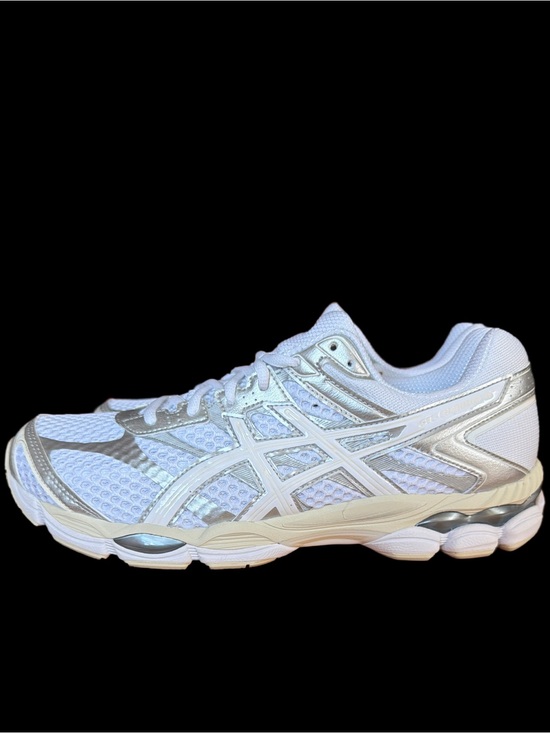 Asics GEL CUMULUS 16 White and Cream Mesh Lifestyle Runners Men’s size 10.5 NEW main image 9